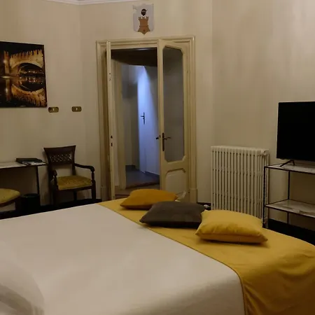 Residenza Palazzo Negri Апартаменты *